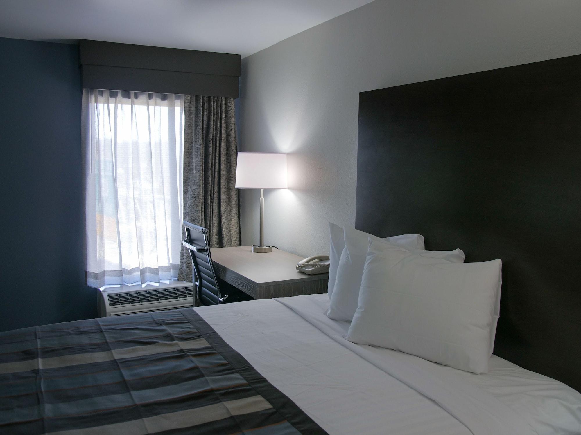 Wingate By Wyndham Louisville Airport Expo Center Eksteriør bilde